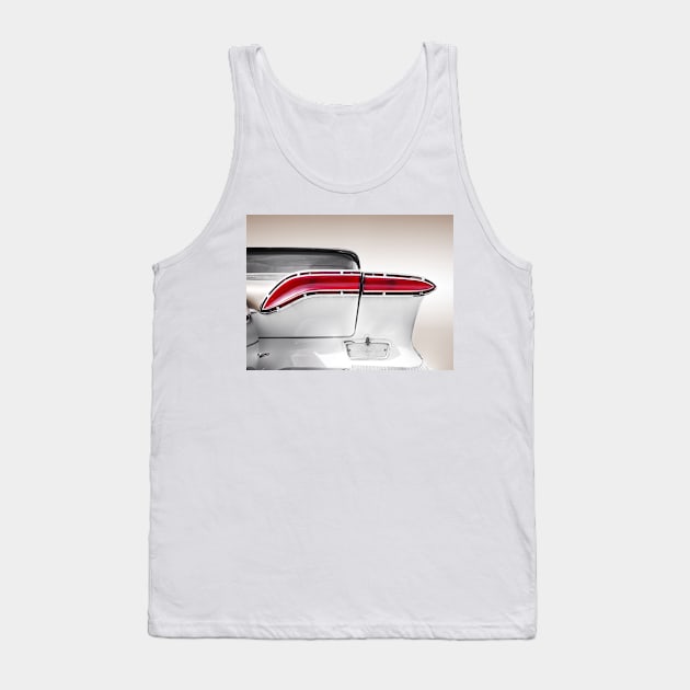 US American classic car 1958 taillight abstract Tank Top by Beate Gube